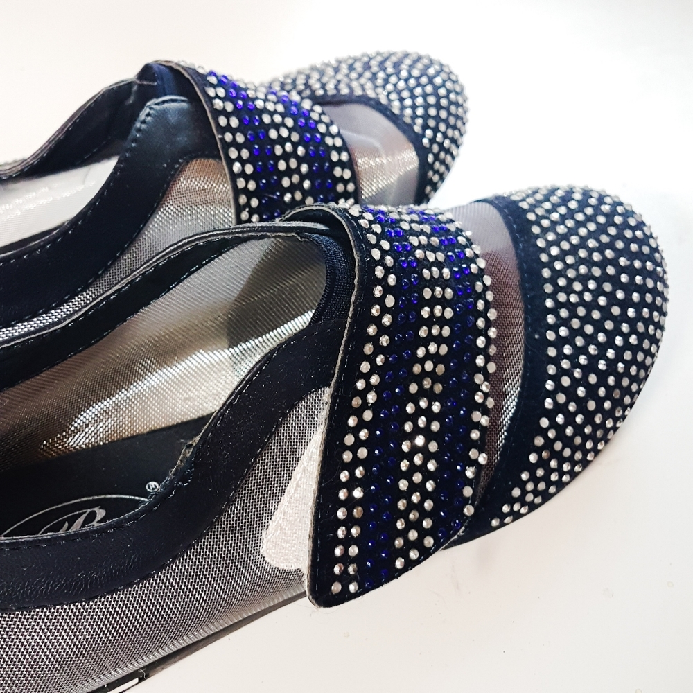 Fun sparkly shoes ⚡⚡ - Picture 5 of 8